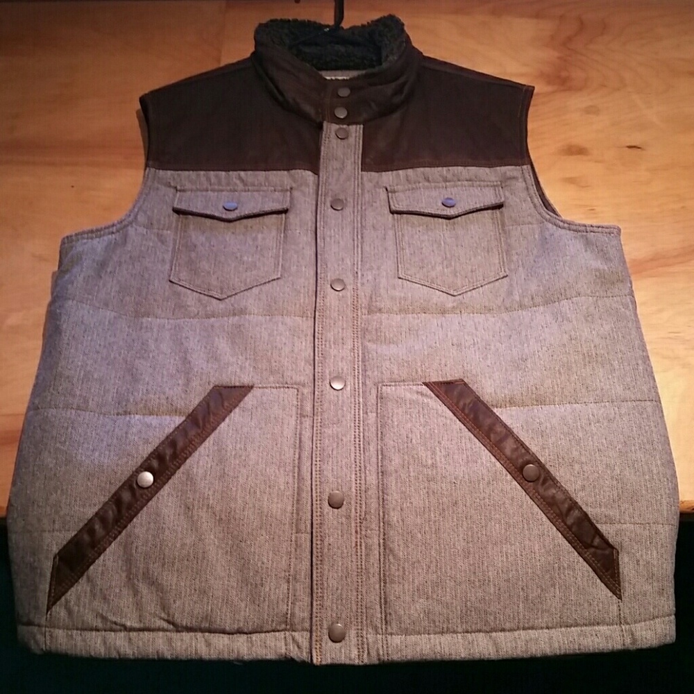 Redhead vest